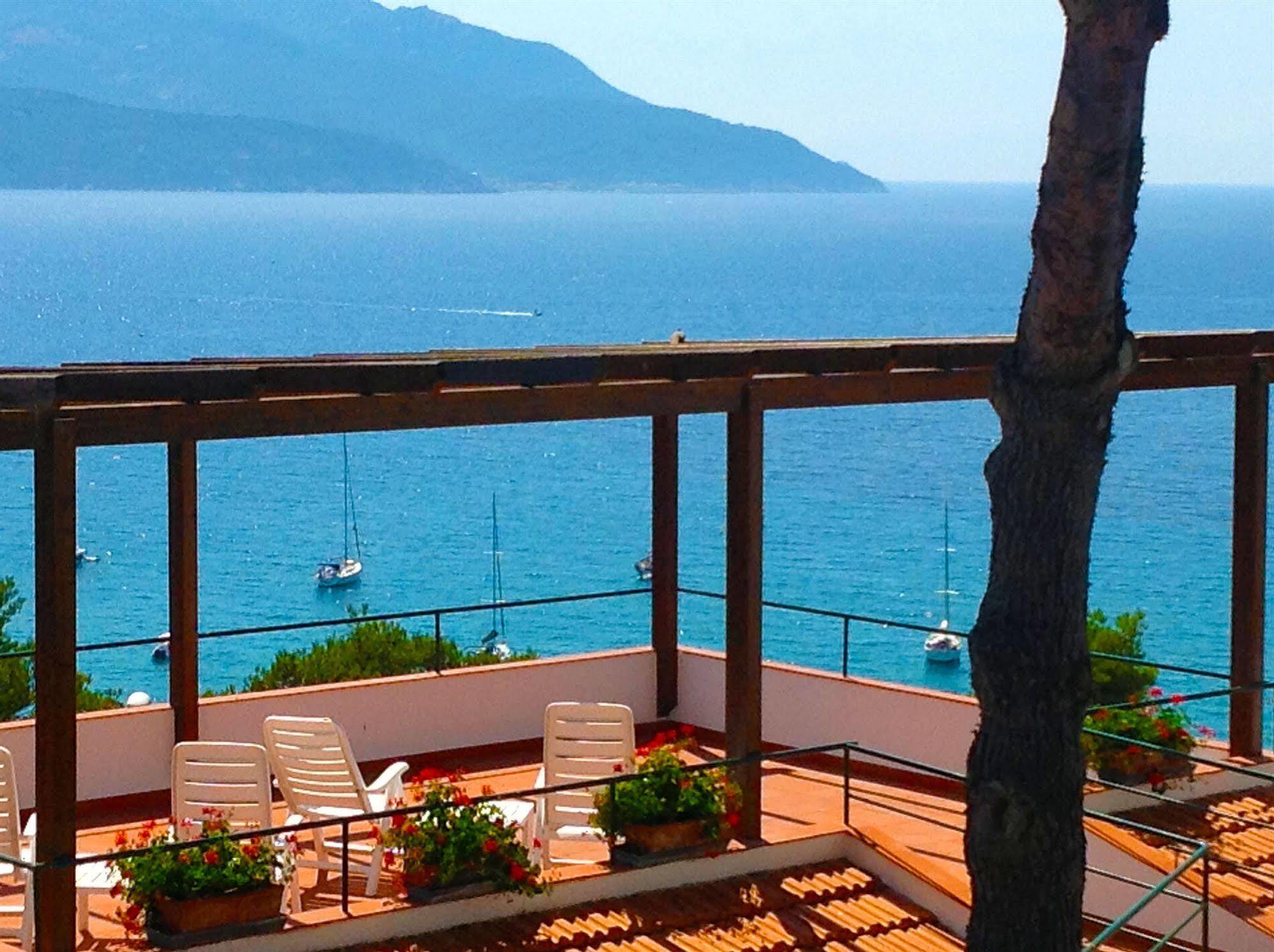 Hotel Paradiso Портоферрайо Экстерьер фото